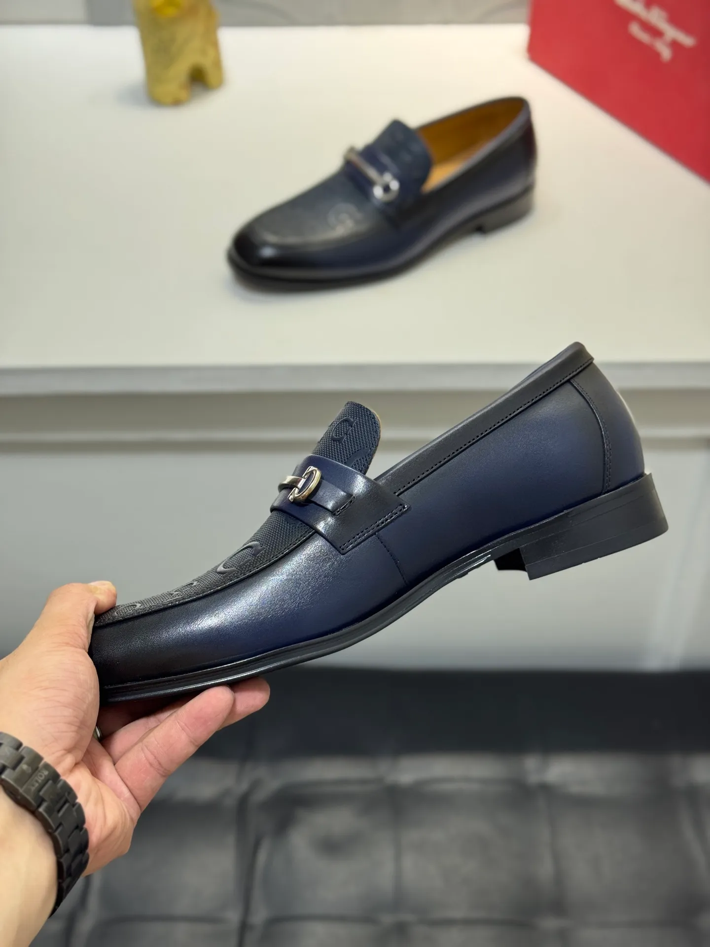 Men's men's shoes 💰480 [New style] 🐠🐠New Ferragamo [Ferragamo] top imported suit men's shoes 💯 Official website original copy, product materials: selected imported embossed calfskin + luxury hardware buckle accessories ~ imported water-dyed cow 🐂 leather lining. Strong three-dimensional visual effect, original combination outsole, multiple colors available😘 Size: 39-44 (customized at 45.46.47